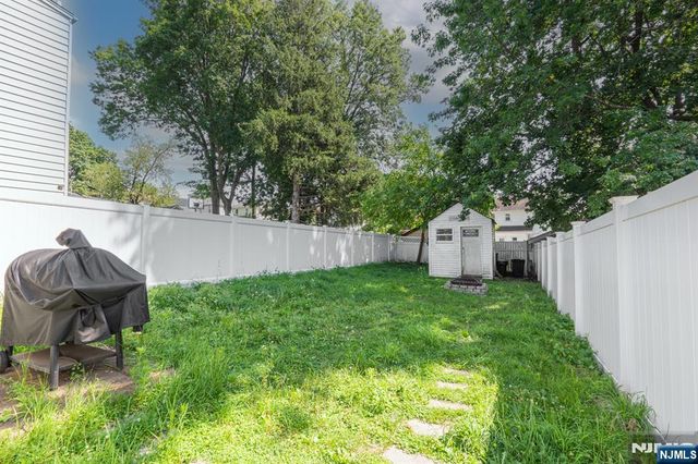 39 Summit Street, Ridgefield Park, NJ 07660