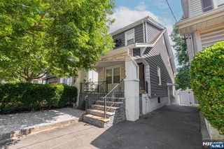 39 Summit Street, Ridgefield Park, NJ 07660