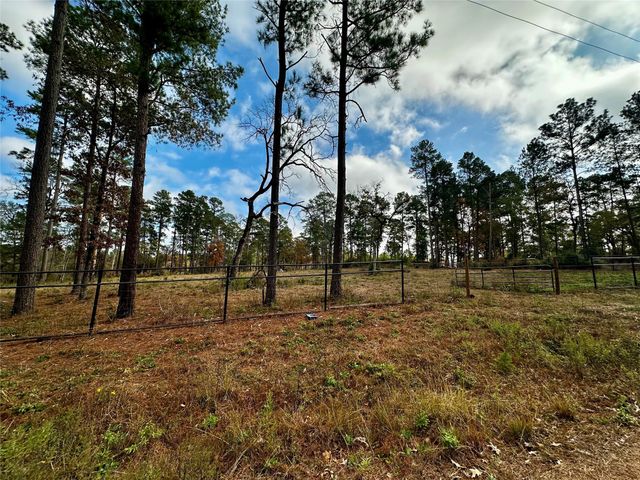 15238 Crape Myrtle Lane, Navasota, TX 77868