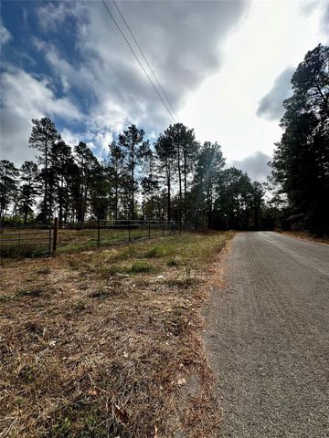 15238 Crape Myrtle Lane, Navasota, TX 77868