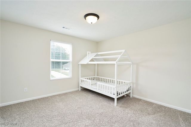 2865 Galway Drive, Brunswick Hills, OH 44212