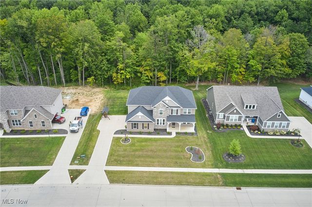 2865 Galway Drive, Brunswick Hills, OH 44212