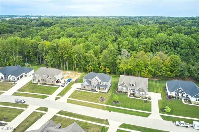 2865 Galway Drive, Brunswick Hills, OH 44212