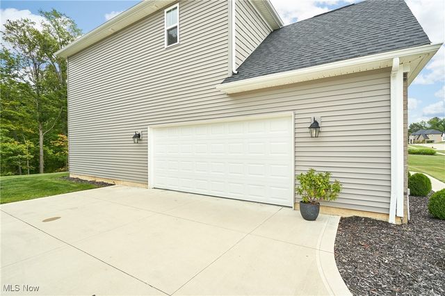 2865 Galway Drive, Brunswick Hills, OH 44212