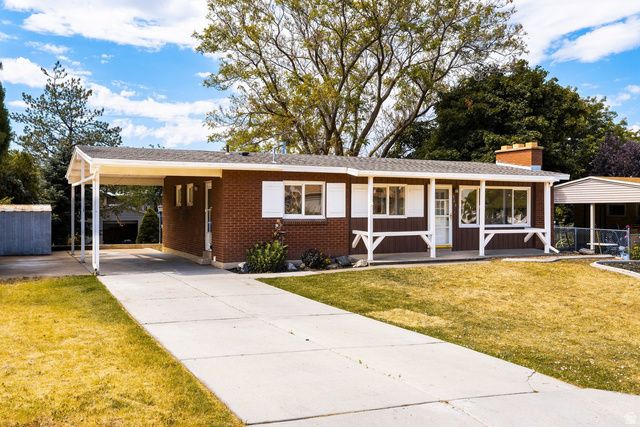 348 E 300 N, Centerville, UT 84014