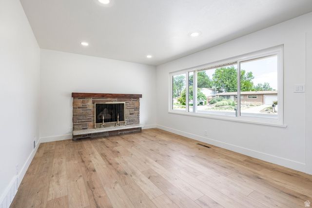 348 E 300 N, Centerville, UT 84014