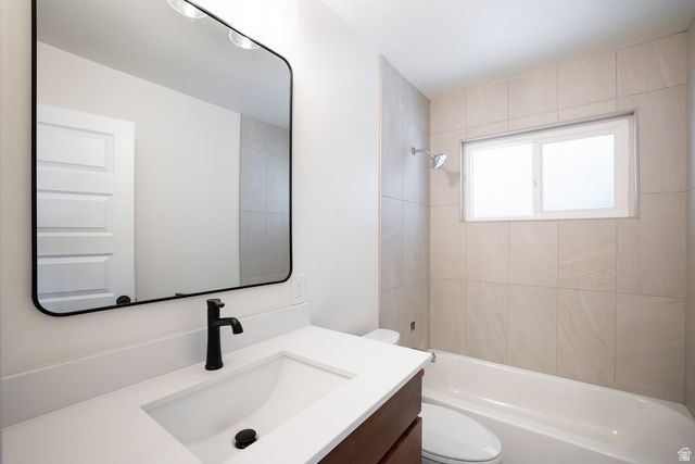 348 E 300 N, Centerville, UT 84014