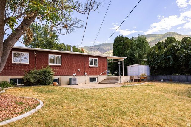 348 E 300 N, Centerville, UT 84014