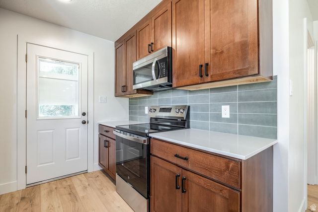 348 E 300 N, Centerville, UT 84014