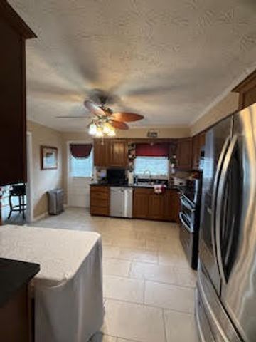 3924 Gladman Way, Lexington, KY 40514