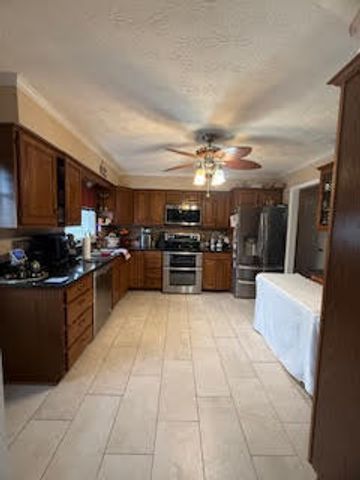 3924 Gladman Way, Lexington, KY 40514