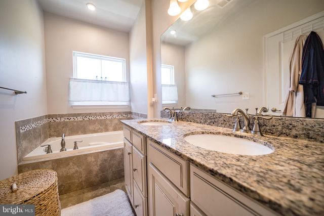 10680 HINTON WAY, Manassas, VA 20112