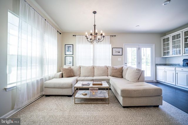10680 HINTON WAY, Manassas, VA 20112