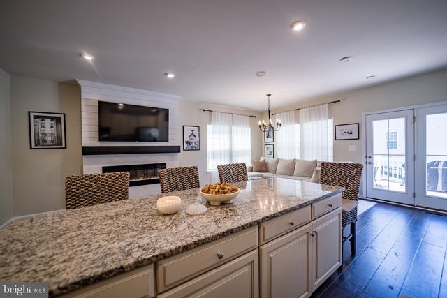 10680 HINTON WAY, Manassas, VA 20112