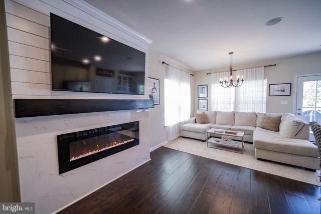 10680 HINTON WAY, Manassas, VA 20112