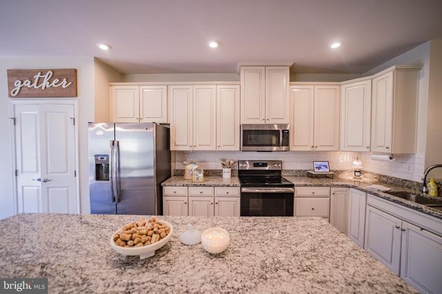 10680 HINTON WAY, Manassas, VA 20112