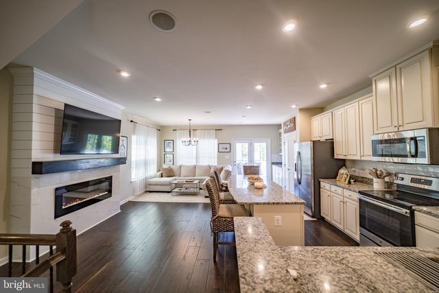 10680 HINTON WAY, Manassas, VA 20112