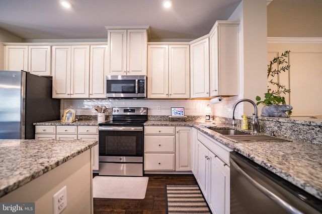 10680 HINTON WAY, Manassas, VA 20112