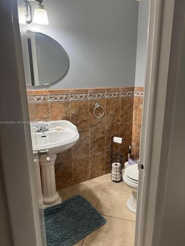 8370 SW 154th Avenue 9, Miami, FL 33193