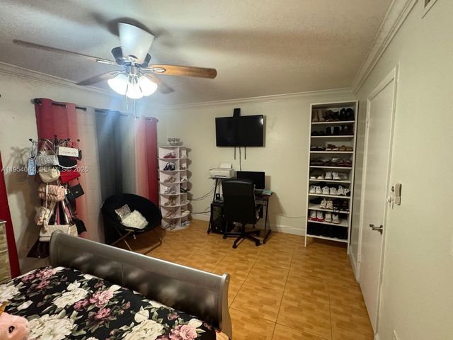 8370 SW 154th Avenue 9, Miami, FL 33193