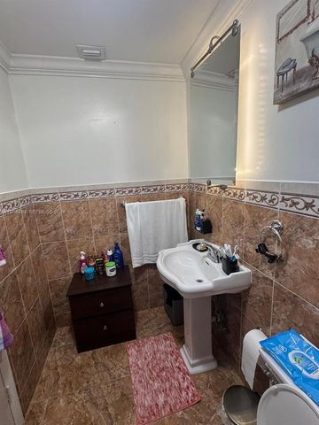 8370 SW 154th Avenue 9, Miami, FL 33193