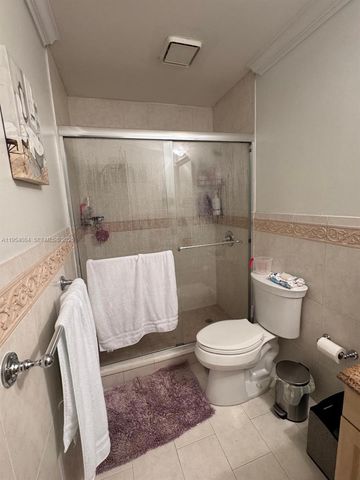 8370 SW 154th Avenue 9, Miami, FL 33193