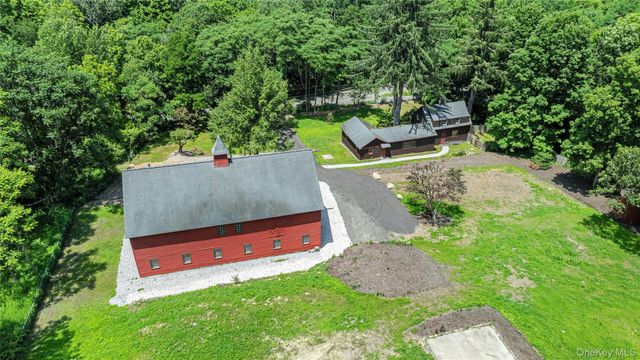 490 Peekskill Hollow Road, Putnam Valley, NY 10579