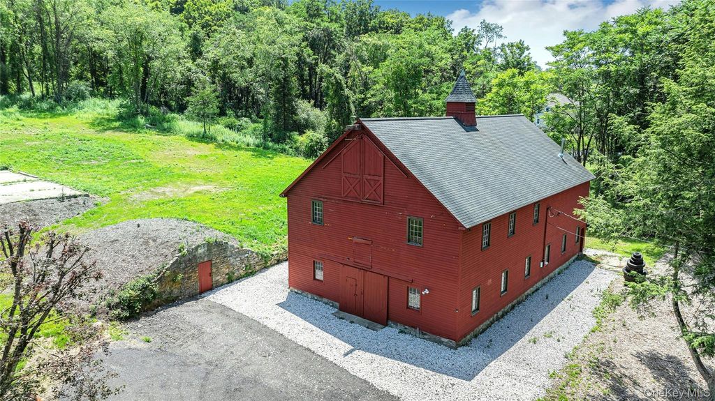 490 Peekskill Hollow Road, Putnam Valley, NY 10579 — photo 5