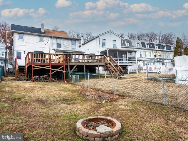 627 FORD STREET, Conshohocken, PA 19428