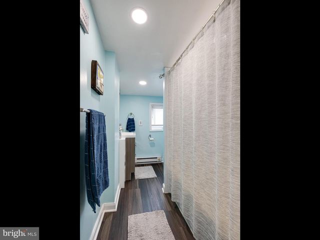 627 FORD STREET, Conshohocken, PA 19428