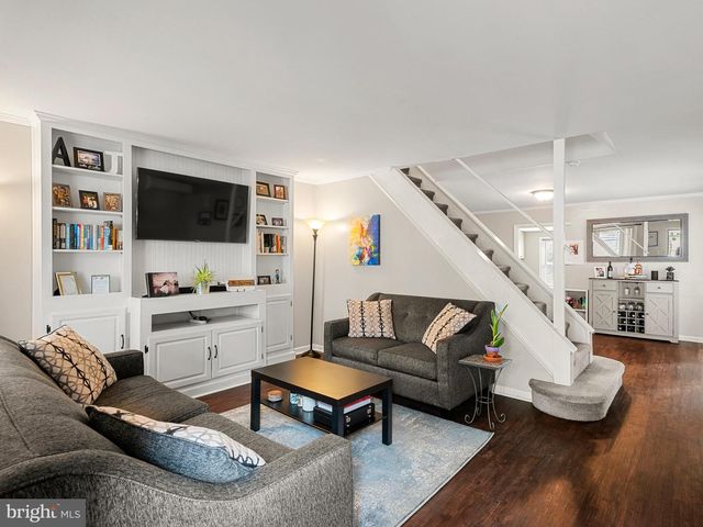 627 FORD STREET, Conshohocken, PA 19428