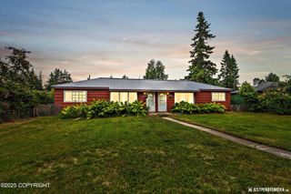2427 Tulik Drive, Anchorage, AK 99517