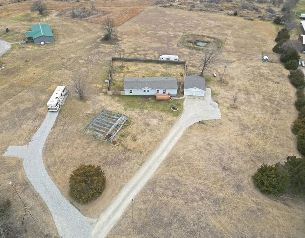 1909 SW 90th St, Augusta, KS 67010