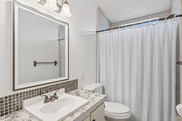 1909 SW 90th St, Augusta, KS 67010