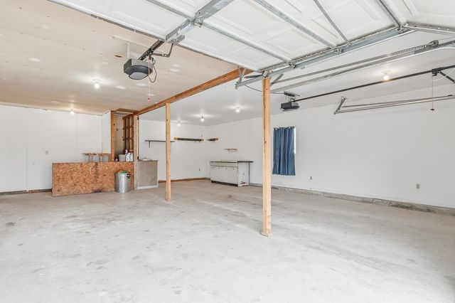 1909 SW 90th St, Augusta, KS 67010