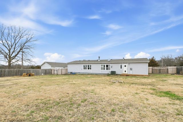 1909 SW 90th St, Augusta, KS 67010