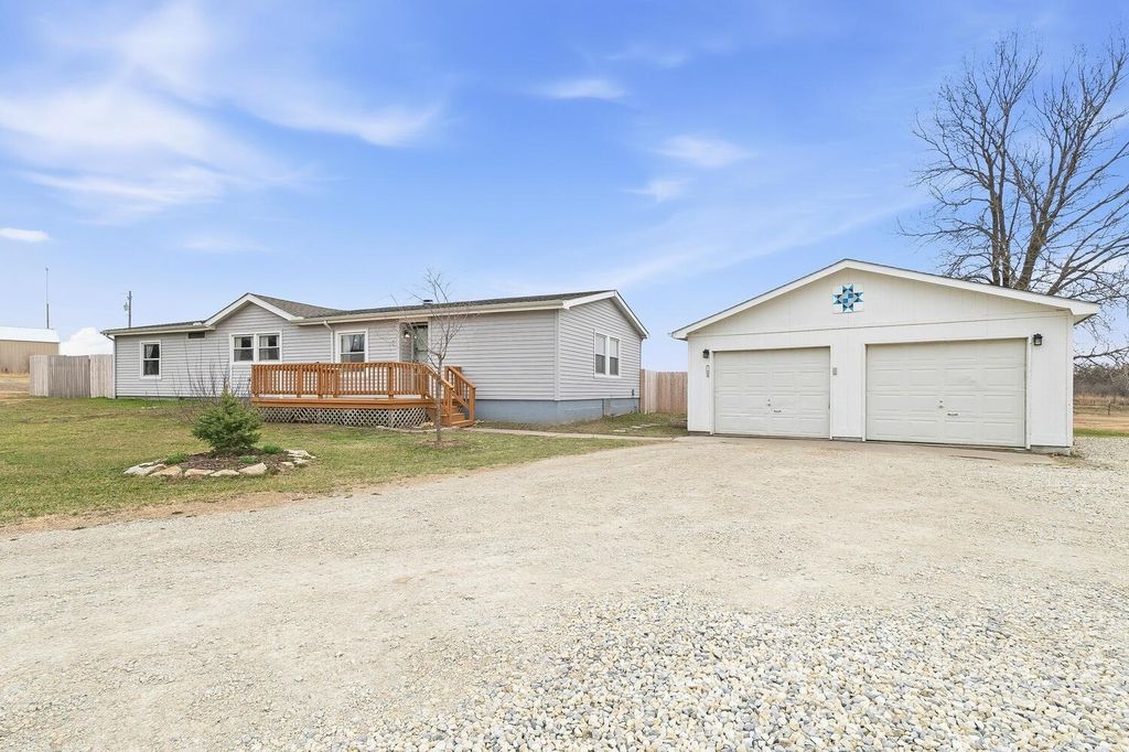 1909 SW 90th St, Augusta, KS 67010