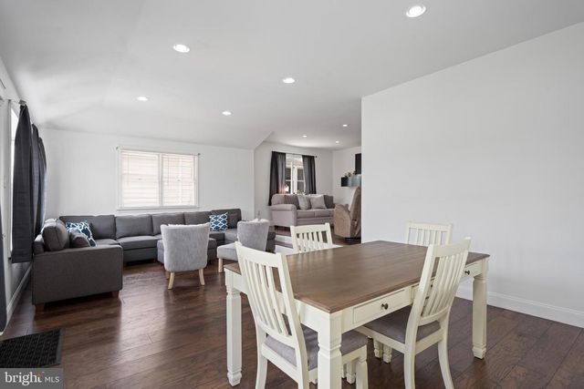 817 N BROAD ST, Woodbury, NJ 08096