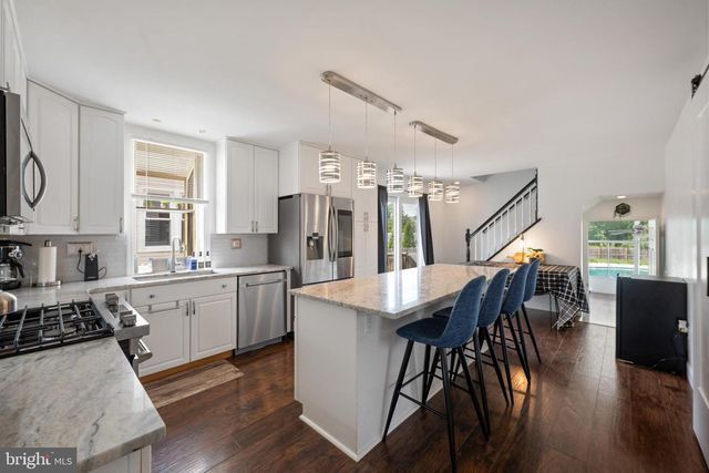 817 N BROAD ST, Woodbury, NJ 08096