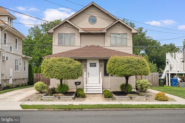 817 N BROAD ST, Woodbury, NJ 08096