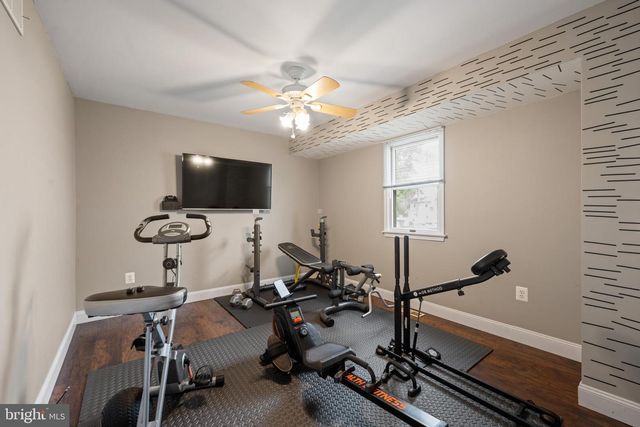 817 N BROAD ST, Woodbury, NJ 08096
