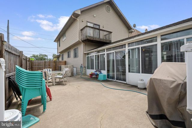 817 N BROAD ST, Woodbury, NJ 08096