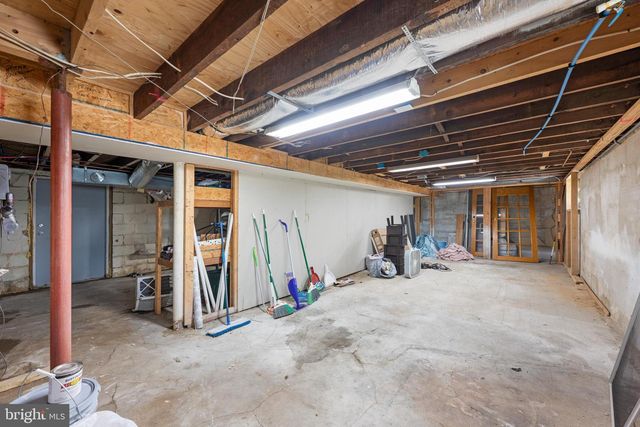 817 N BROAD ST, Woodbury, NJ 08096