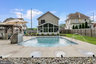 817 N BROAD ST, Woodbury, NJ 08096