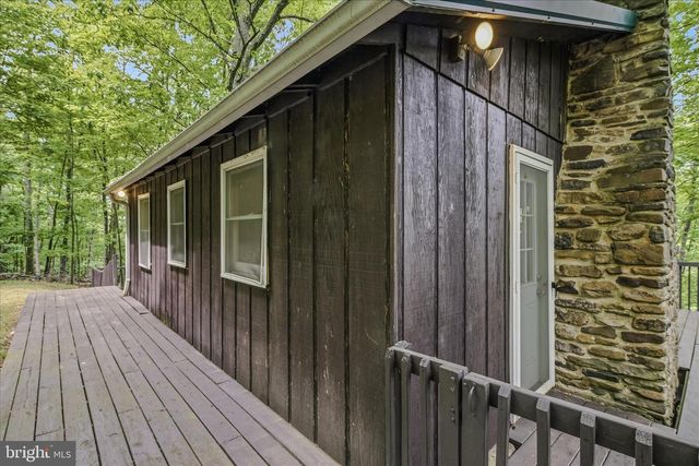 98 ORE TRL, Berkeley Springs, WV 25411