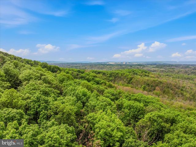 98 ORE TRL, Berkeley Springs, WV 25411