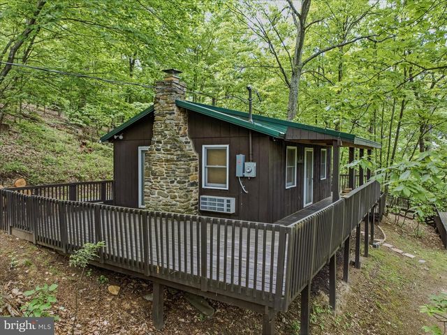 98 ORE TRL, Berkeley Springs, WV 25411