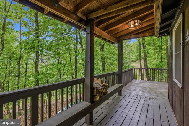 98 ORE TRL, Berkeley Springs, WV 25411