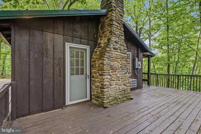 98 ORE TRL, Berkeley Springs, WV 25411