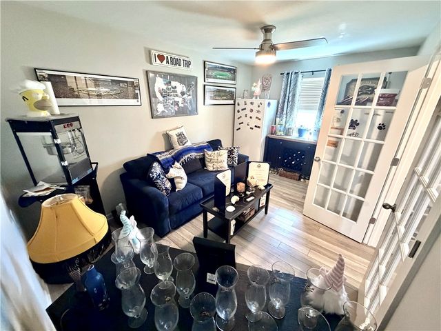 1017 Colonial Dr, Menallen Twp, PA 15401